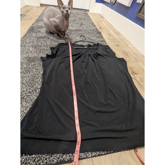 Pair of Plus Size Blouses - Picture 6 of 11